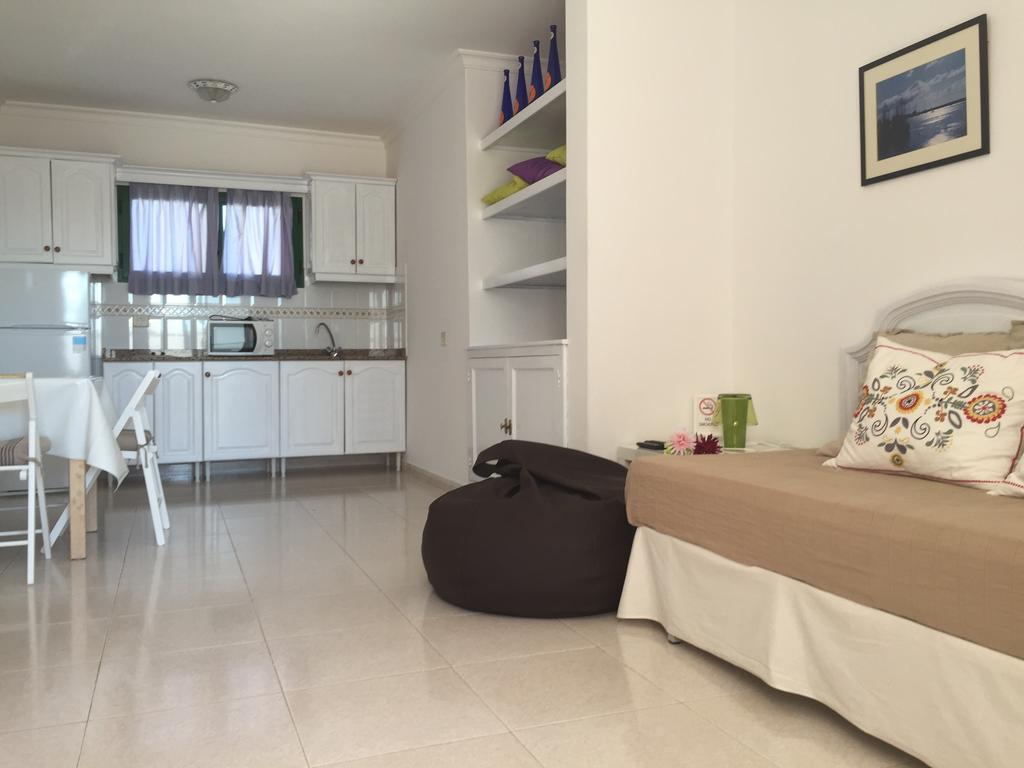 Apartamentos Flamboyant Adults Only Puerto del Carmen  Cameră foto